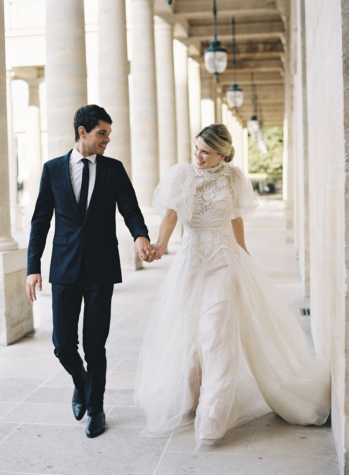 EDW-Wedding portraits bride and groom Paris France