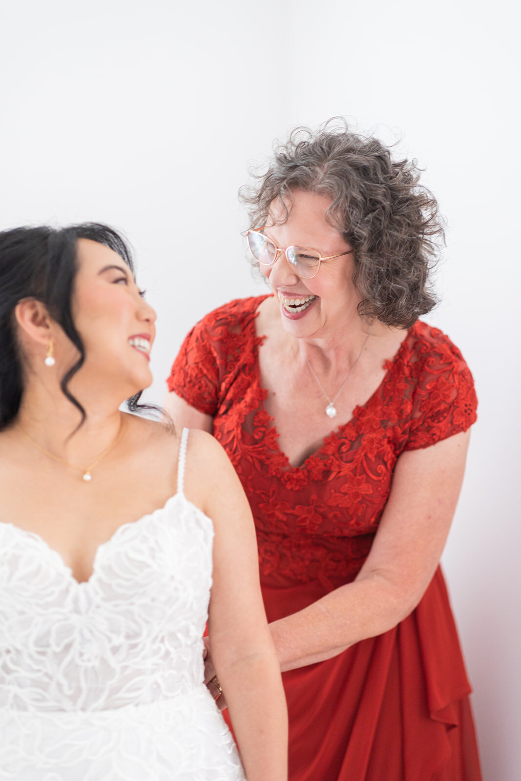 Kristen and Peter Wedding_Getting Ready-5876_websize