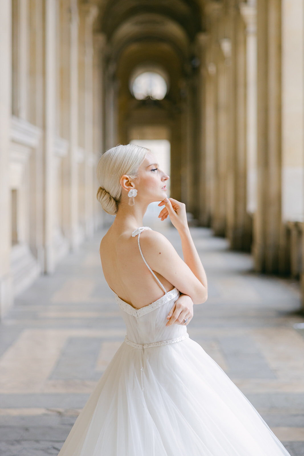 Dylan-Pariety-Couture-Paris-Engagement-Pre-Wedding-Larisa-Shorina-Destination-Photography-12