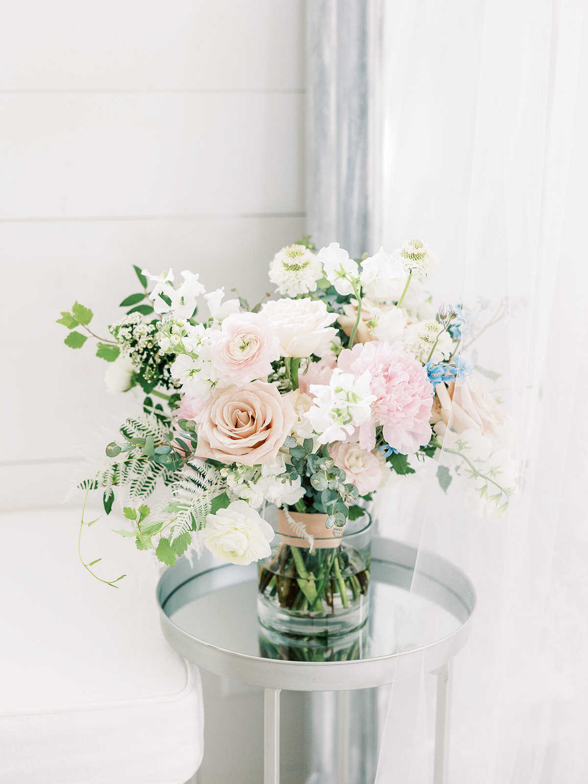 Lindsey Taylor Photography Providence Vineyard Chicago Wedding Photographer-7
