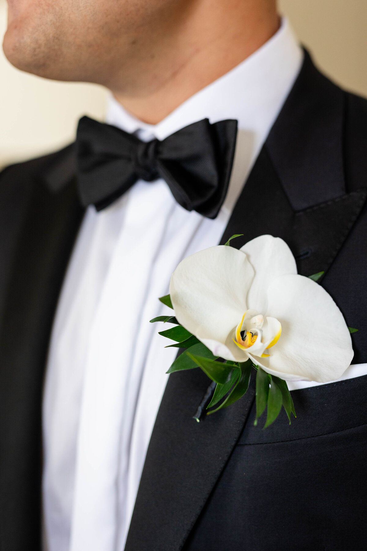 Philadelphia-Ritz-Carlton-Wedding-Groom-Getting-Ready_033