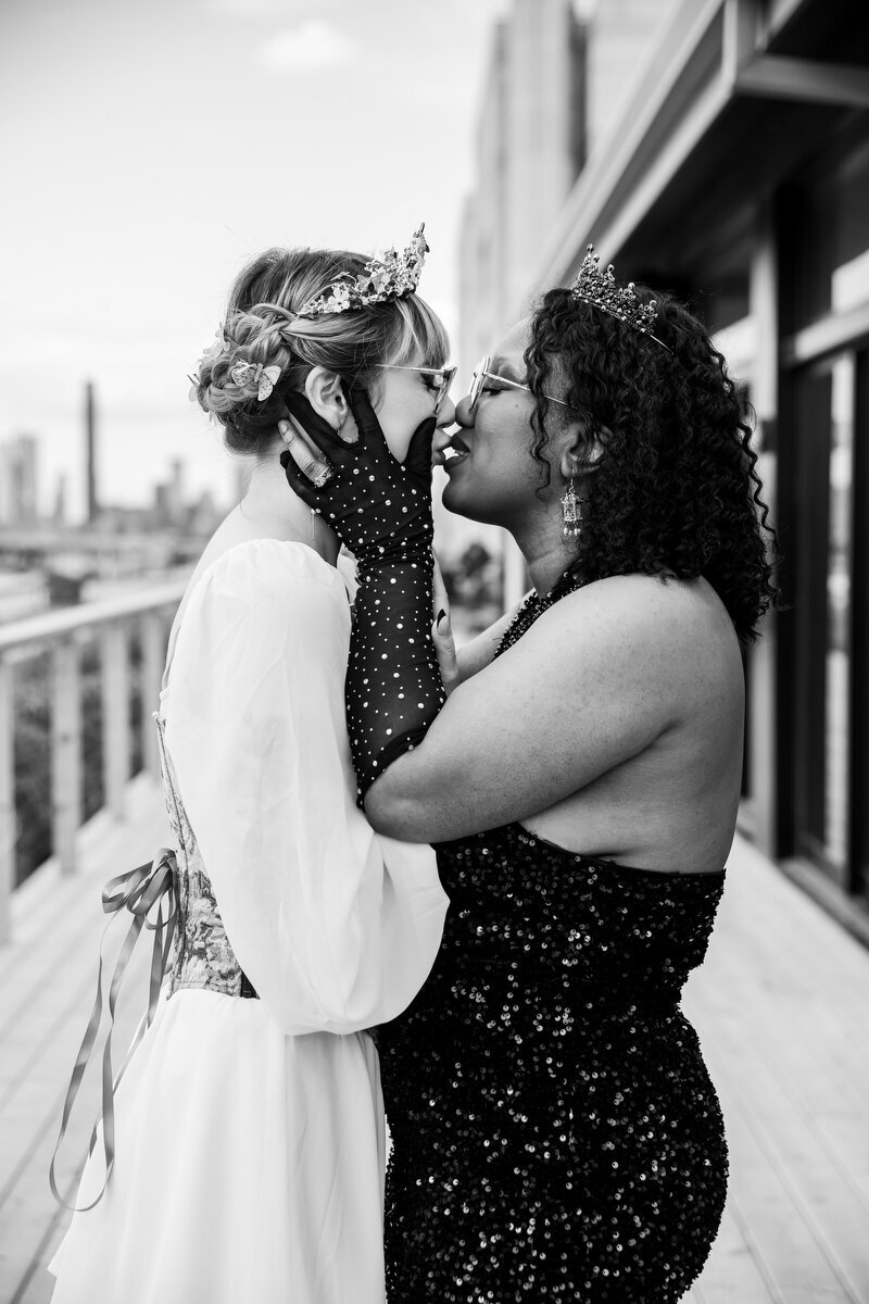LGBTQIA+ Elopement Session in Brooklyn, NYC bu NYC Elopement Photographer DAG IMAGES NYC