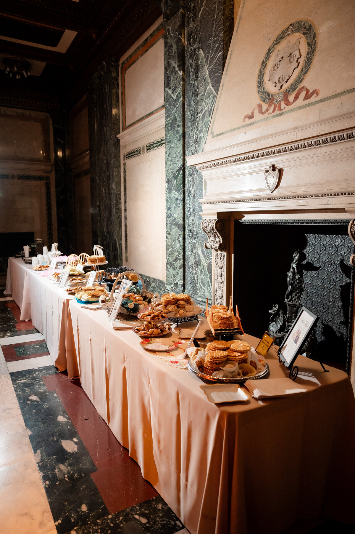 wedding cookie table