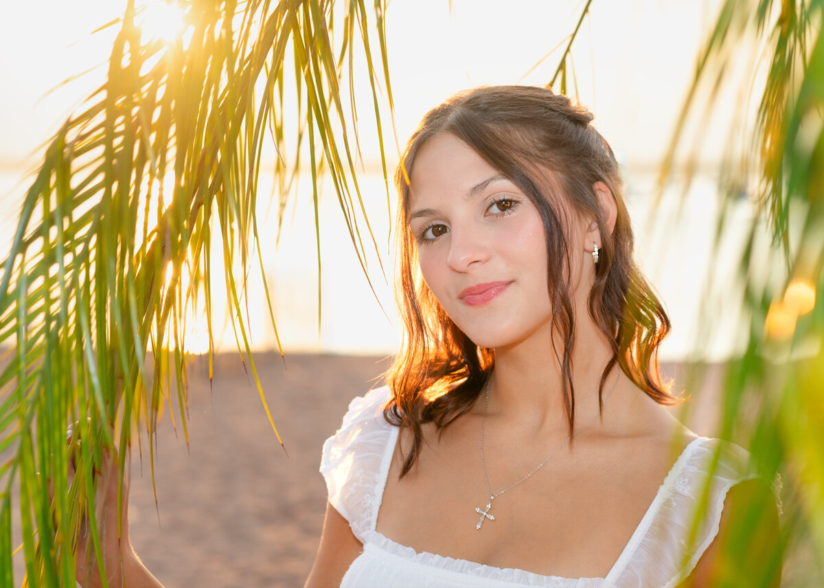Senior-Portraits-Wallingford-CT-Beach-2