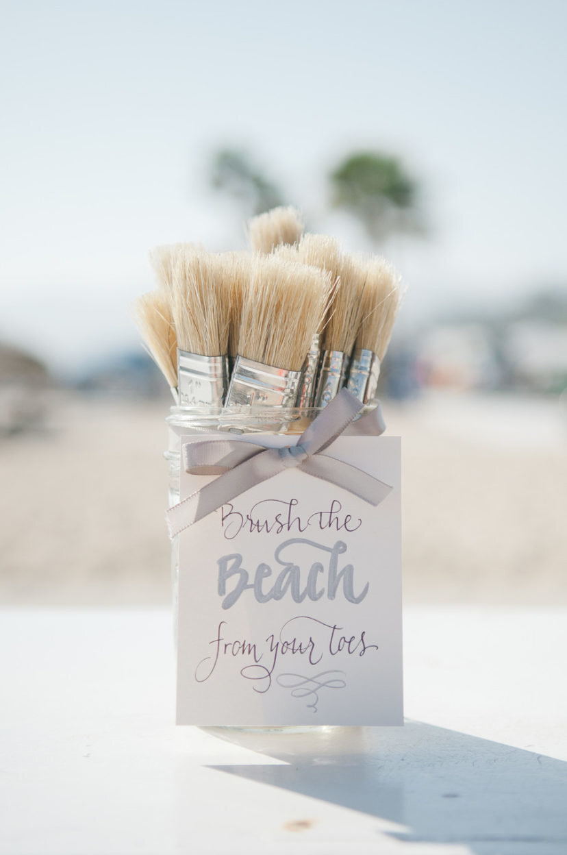 brush the beach from your toes