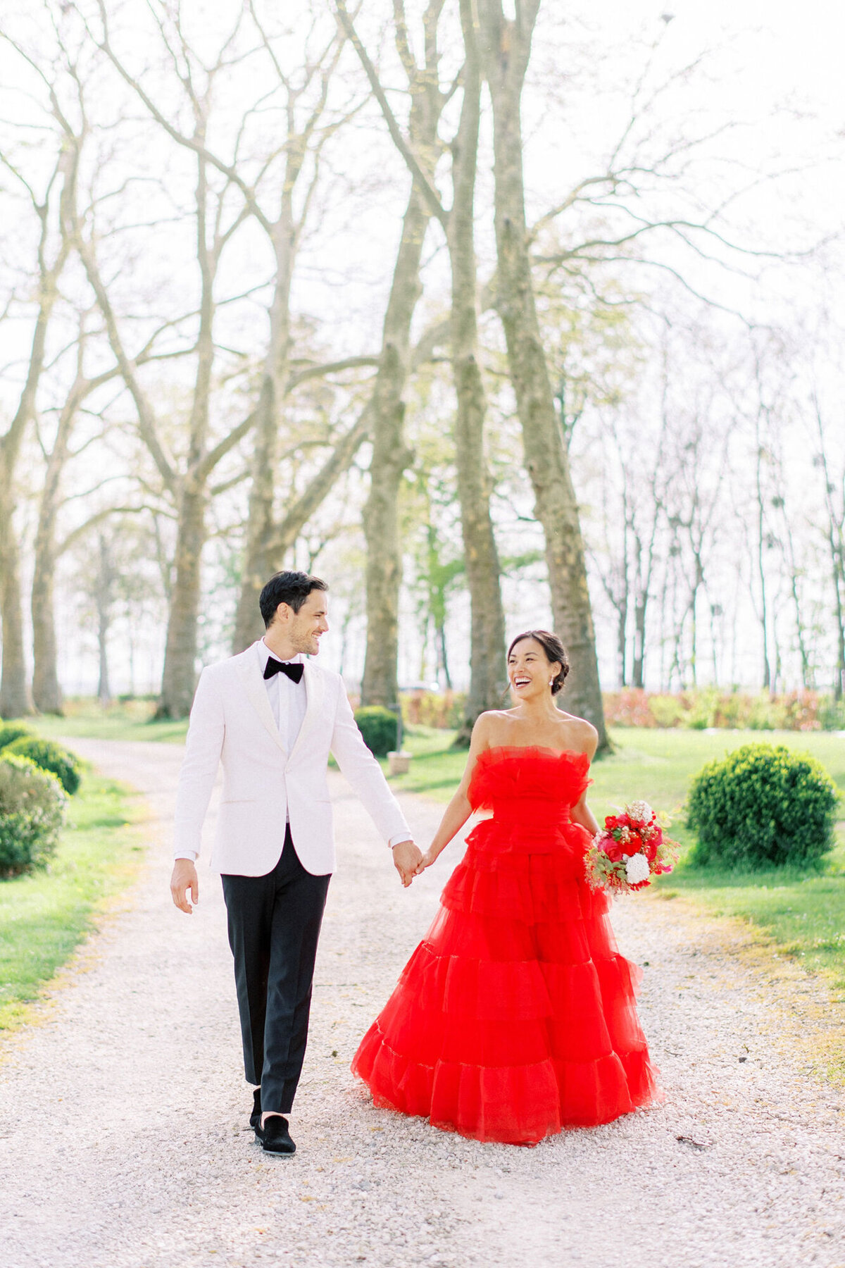 Maïlys Fortune Photography Husband Wife Wedding Weddings Photography France Switzerland Italy Timeless Dreamy Imagery Bilingual French English Destination Weddings Destination Wedding Provence French Riviera Paris Lake Como Tuscany242