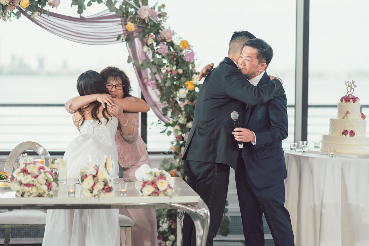 240804-Gloria&Andy-HudsonHouse-Wedding-JerseyCity-NJ-Previews-Web-146