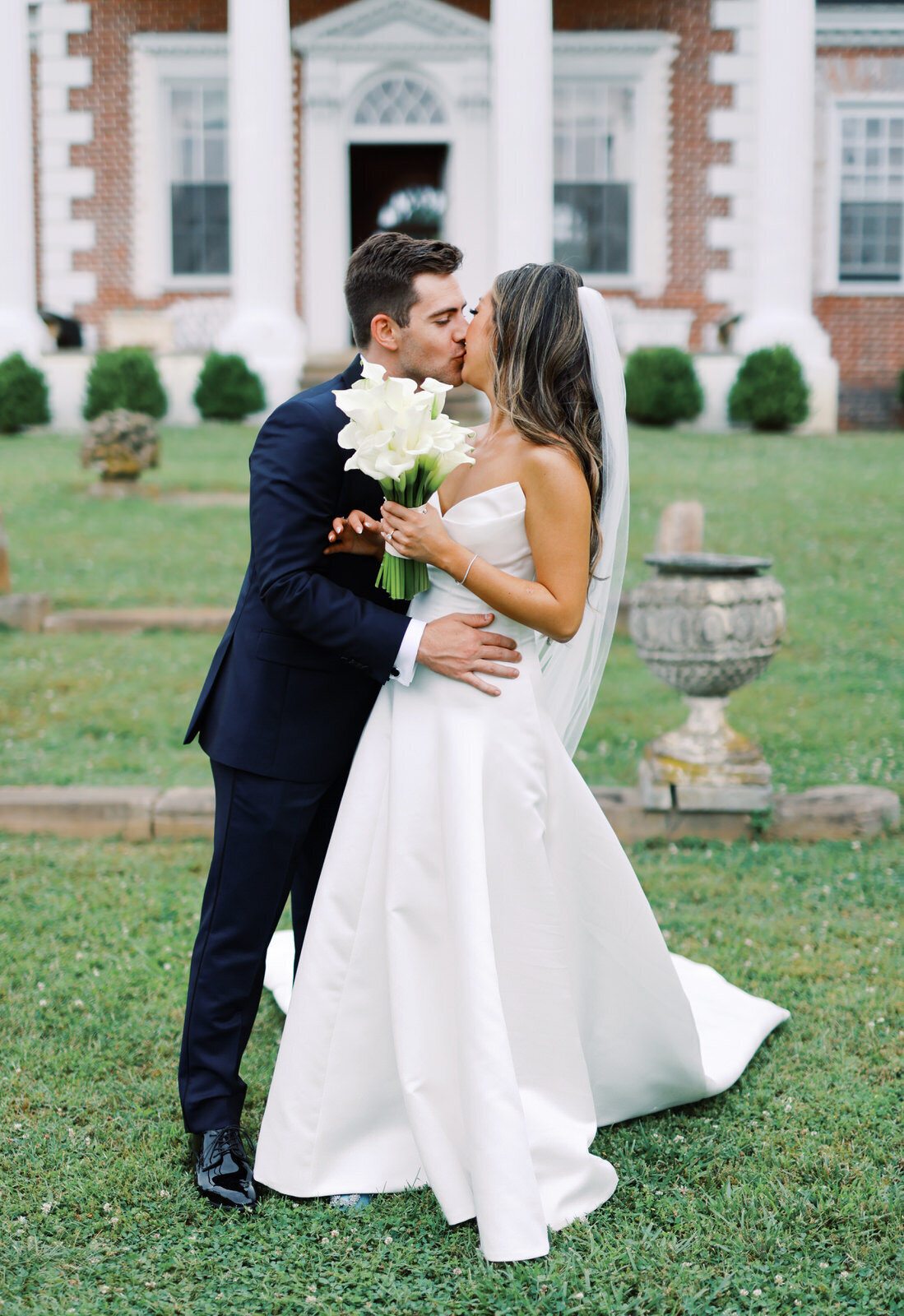 Chic Wedding Photography at Whitehall in Annapolis 9