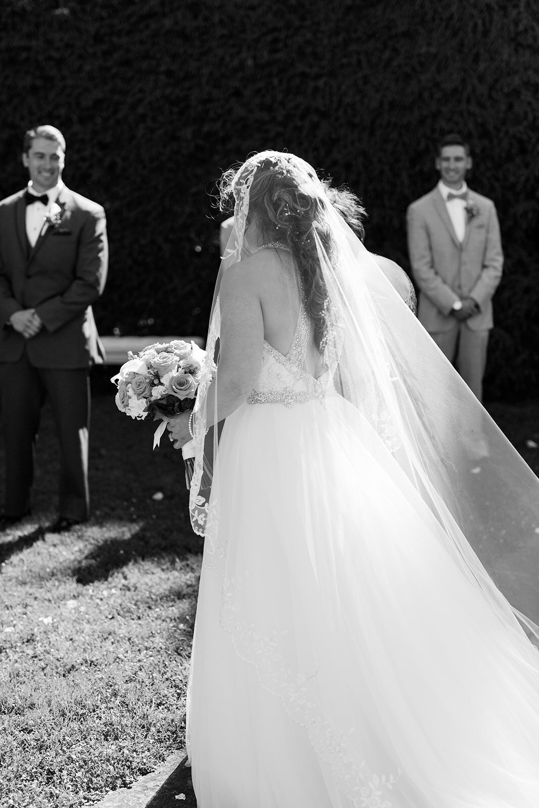 Lila & Rob Wedding_Kingwood Center Gardens-393
