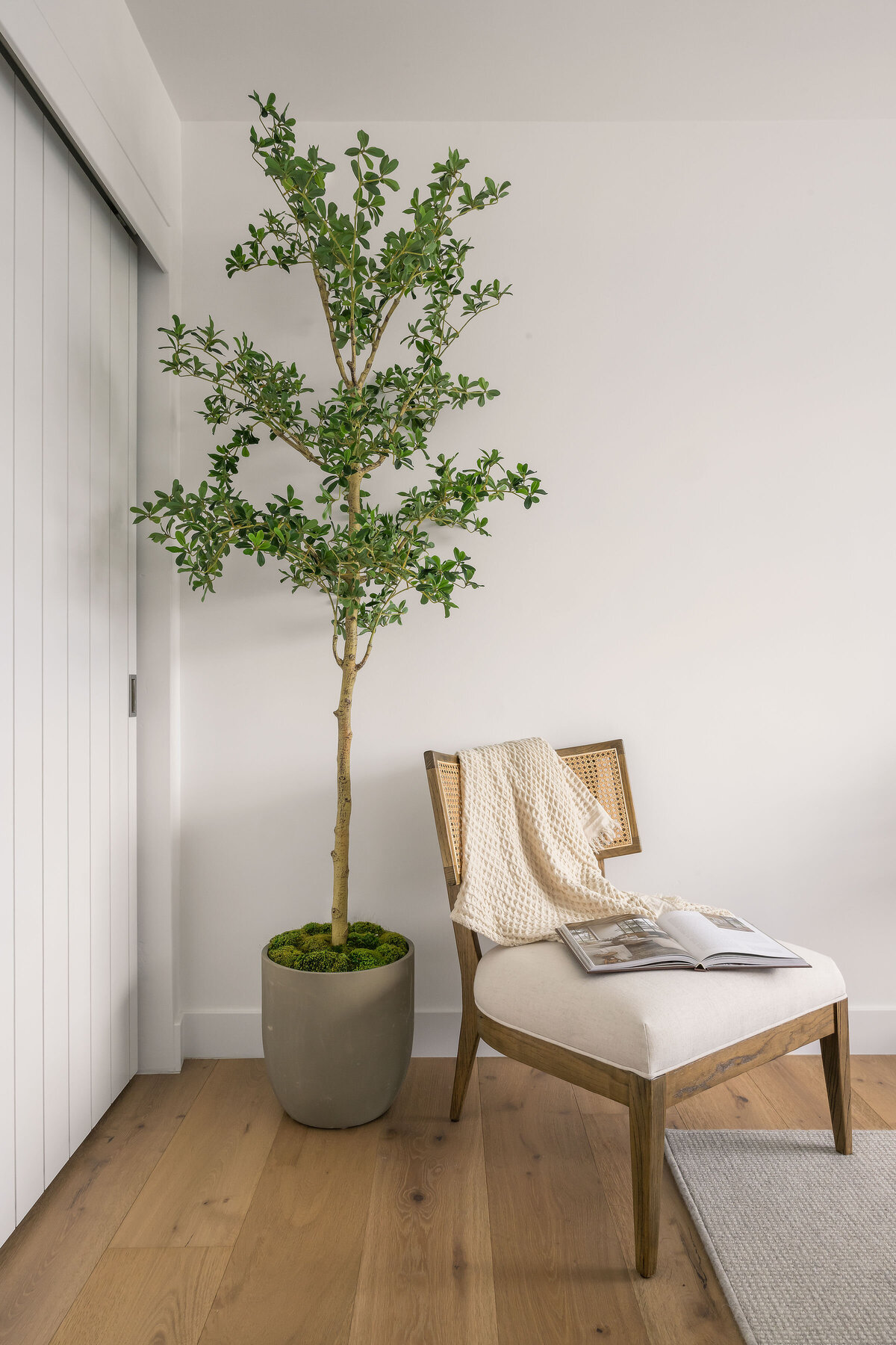 09-22-25_B56_1710AvenidaDelMundo8343