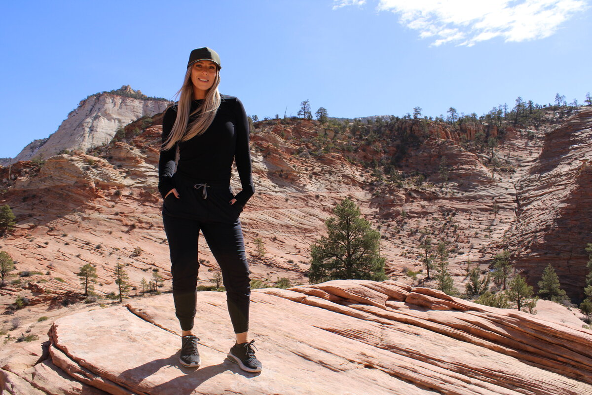 MTN-OPS-BLACK-JOGGERS-GREEN-HAT-1