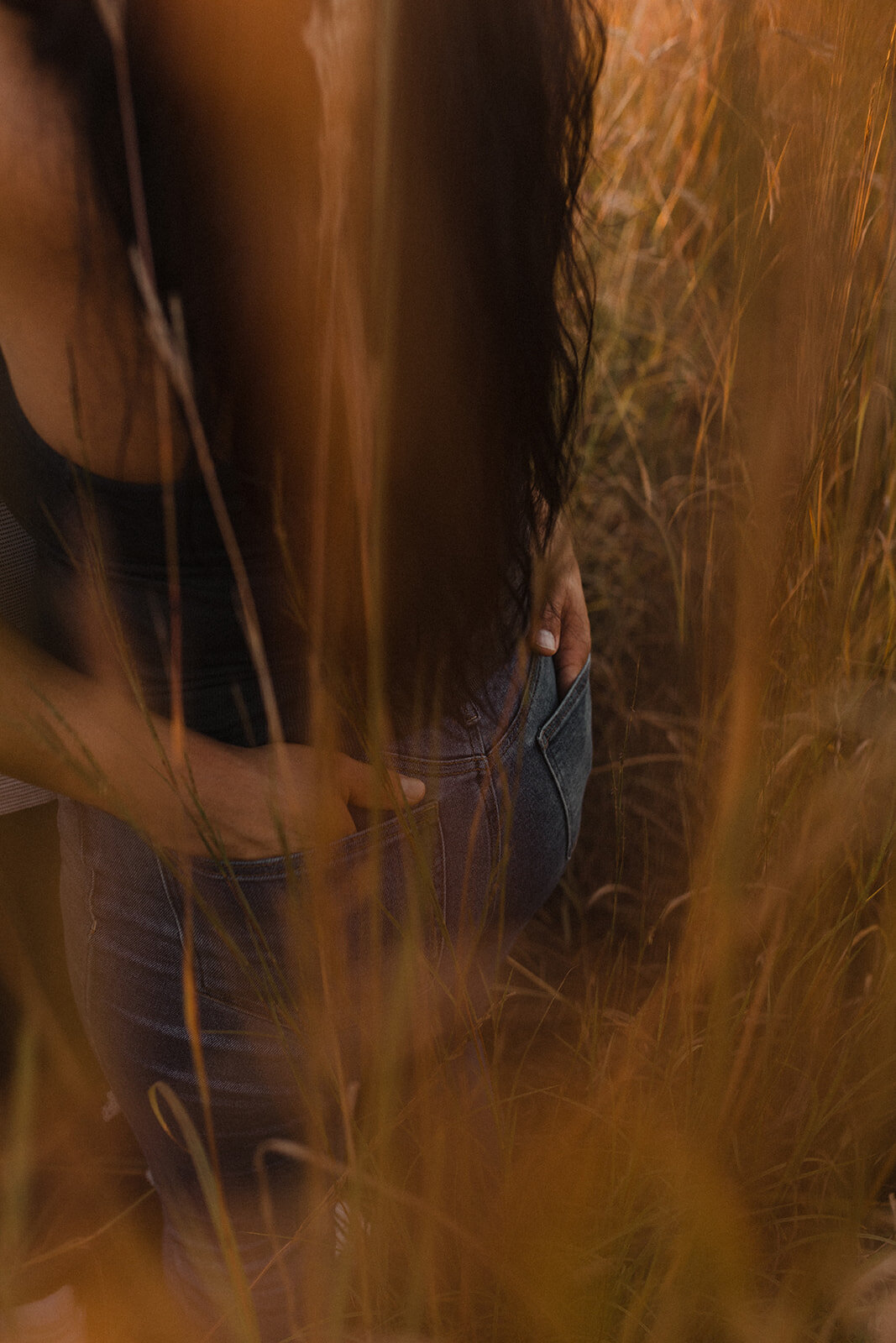 Intimate-Summer-Goldenhour-Engagement-Session162