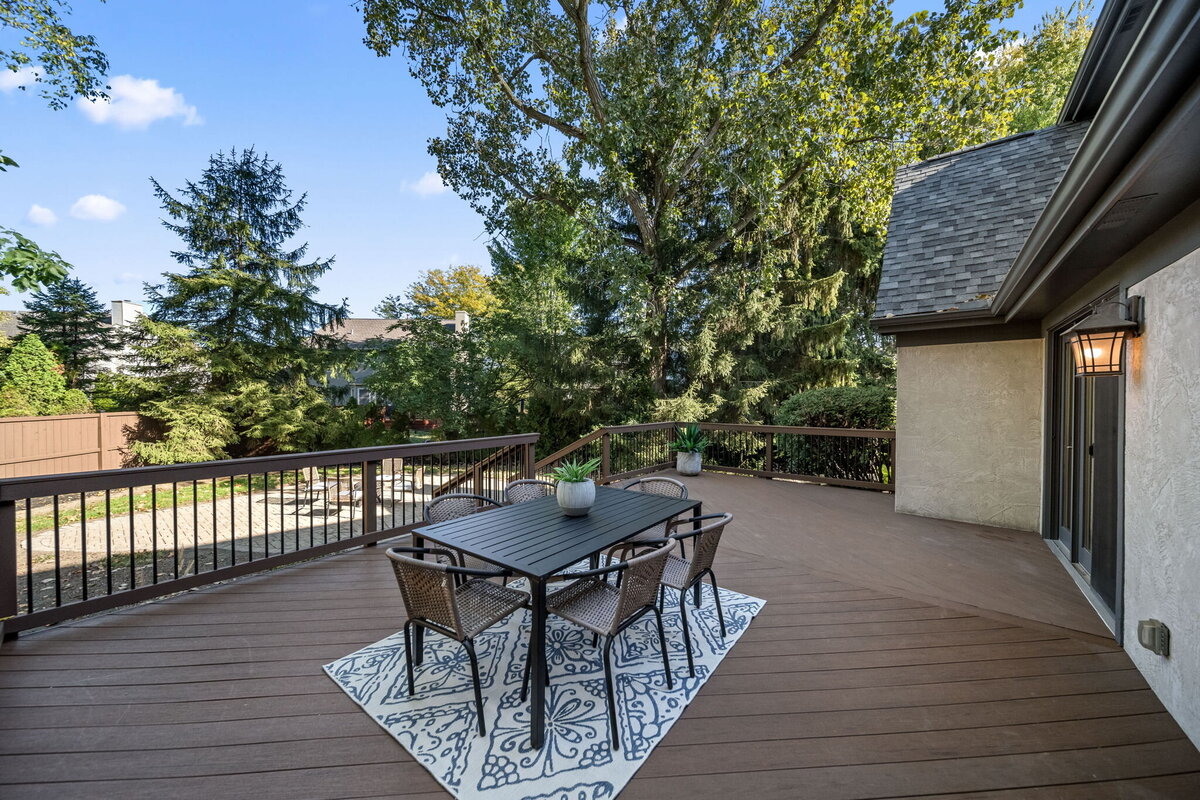 90-web-or-mls-A7407575
