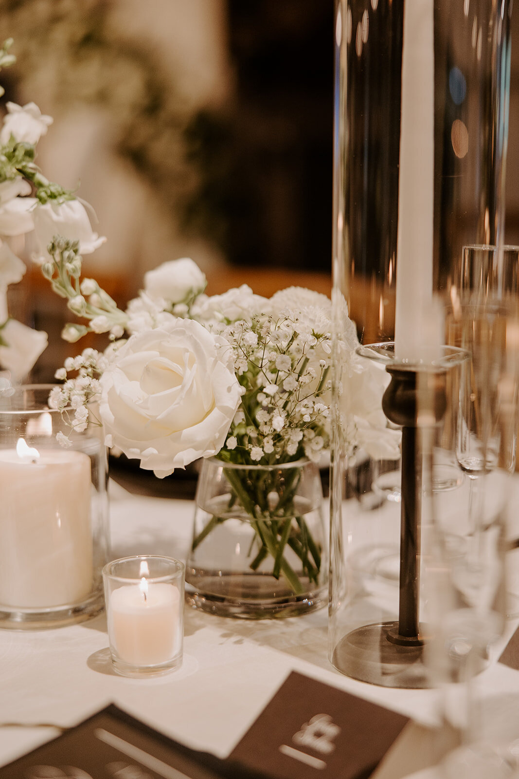 white-wedding-florals-00029