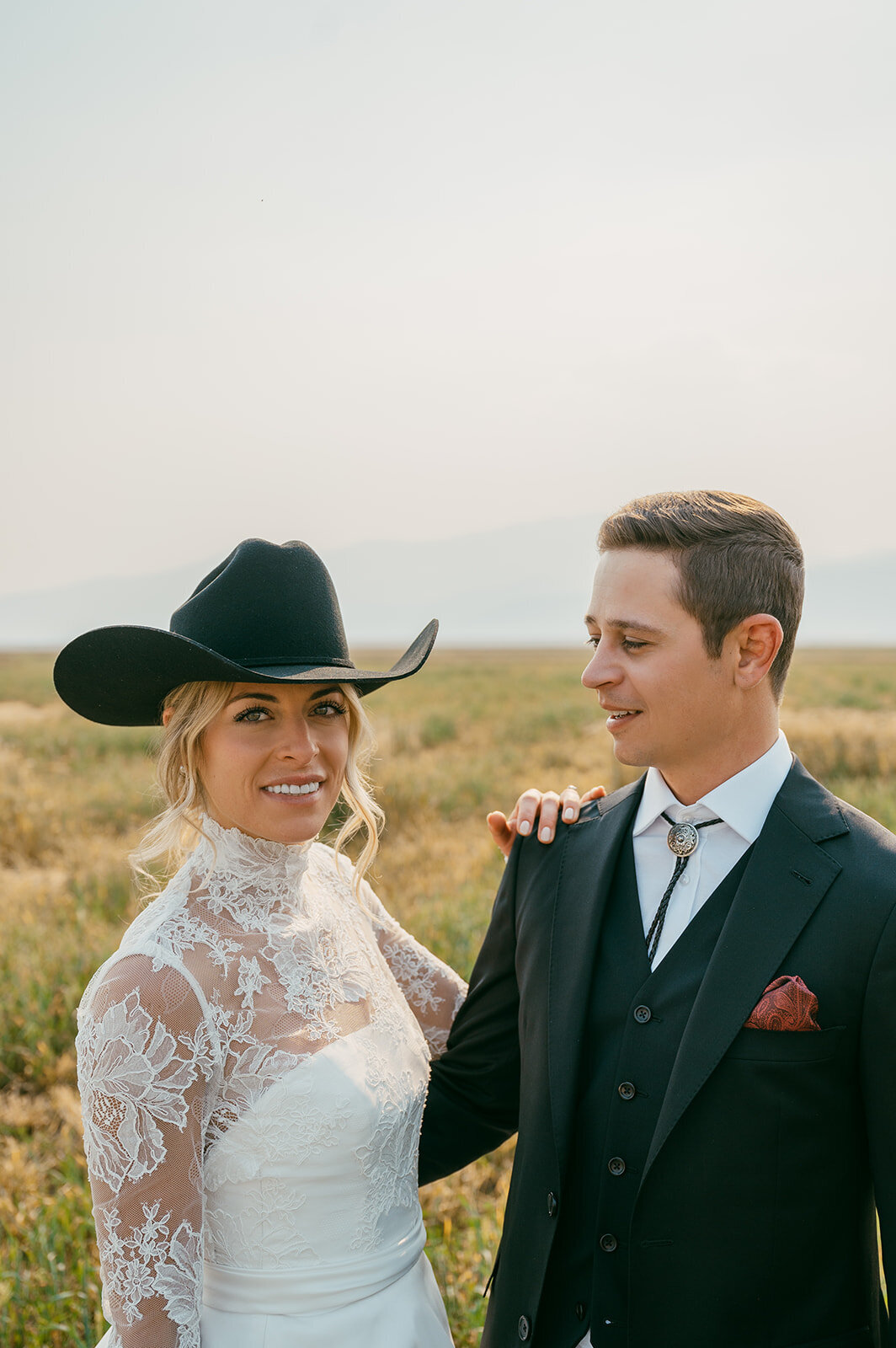 presley-gray-photo-rustic-western-montana-wedding-4323