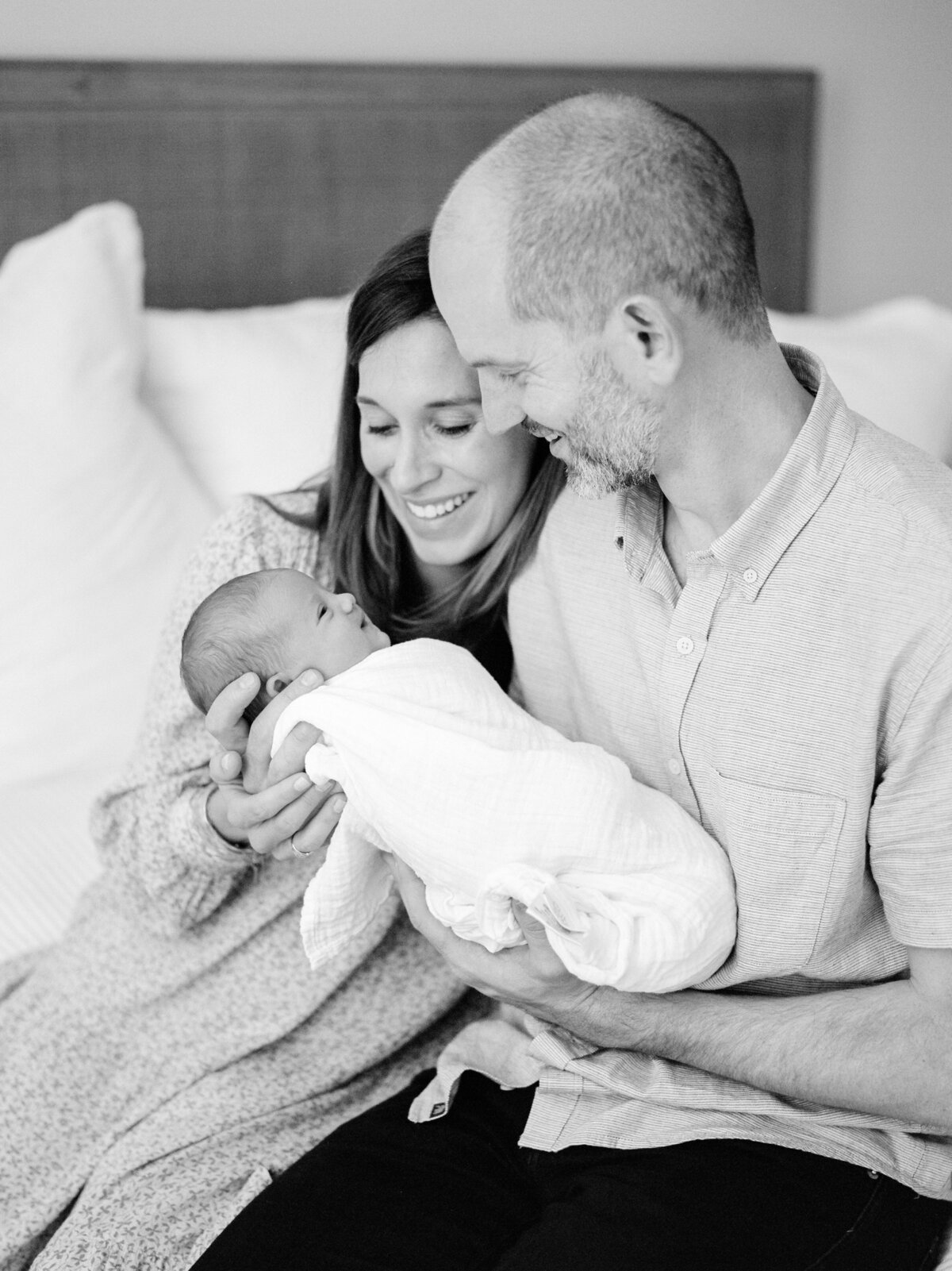 richmond-natural-newborn-photos-at-home-amy-nicole-photography-0226