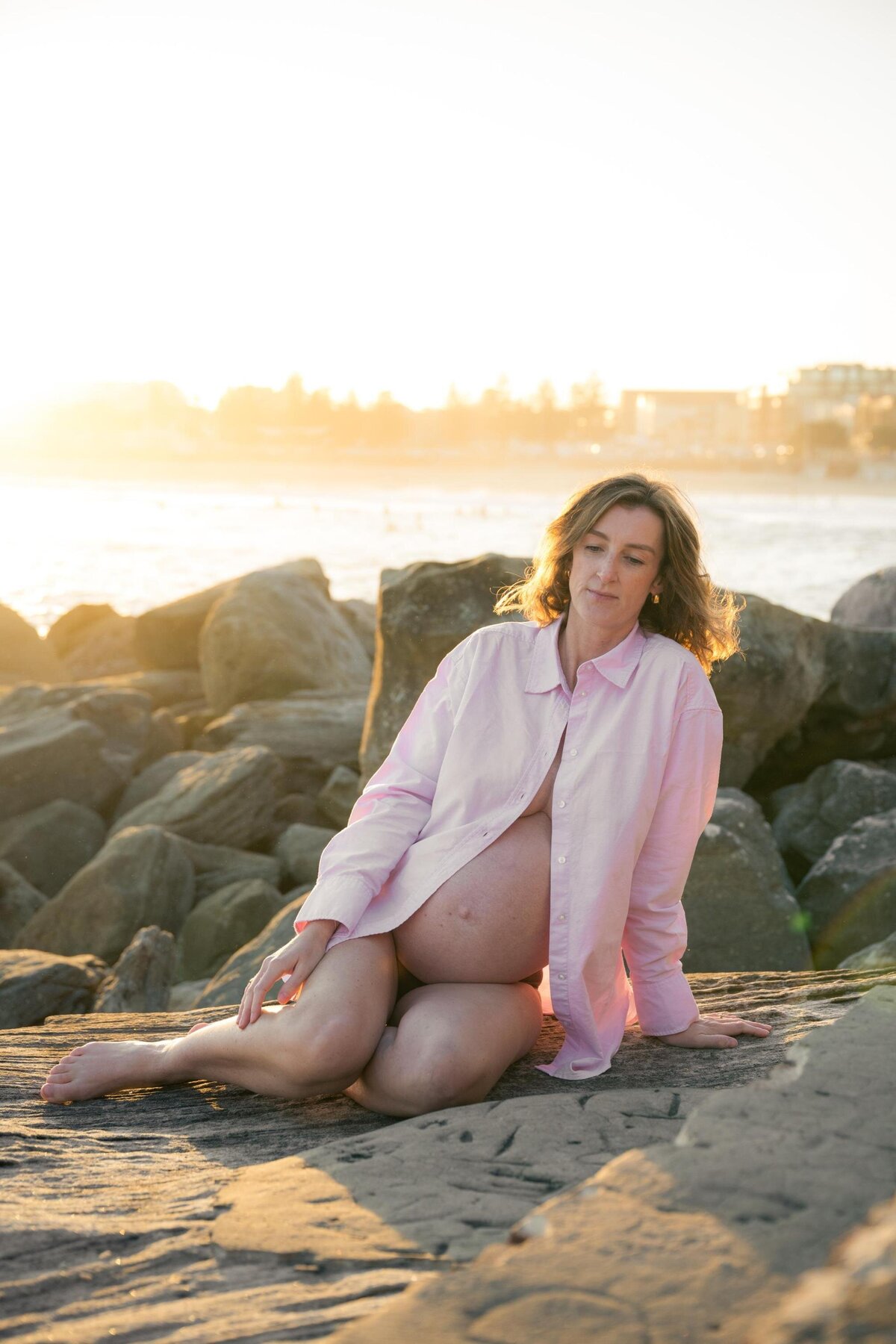 sunset-maternity-session-bondi-coastal-rocks-nao-sydney