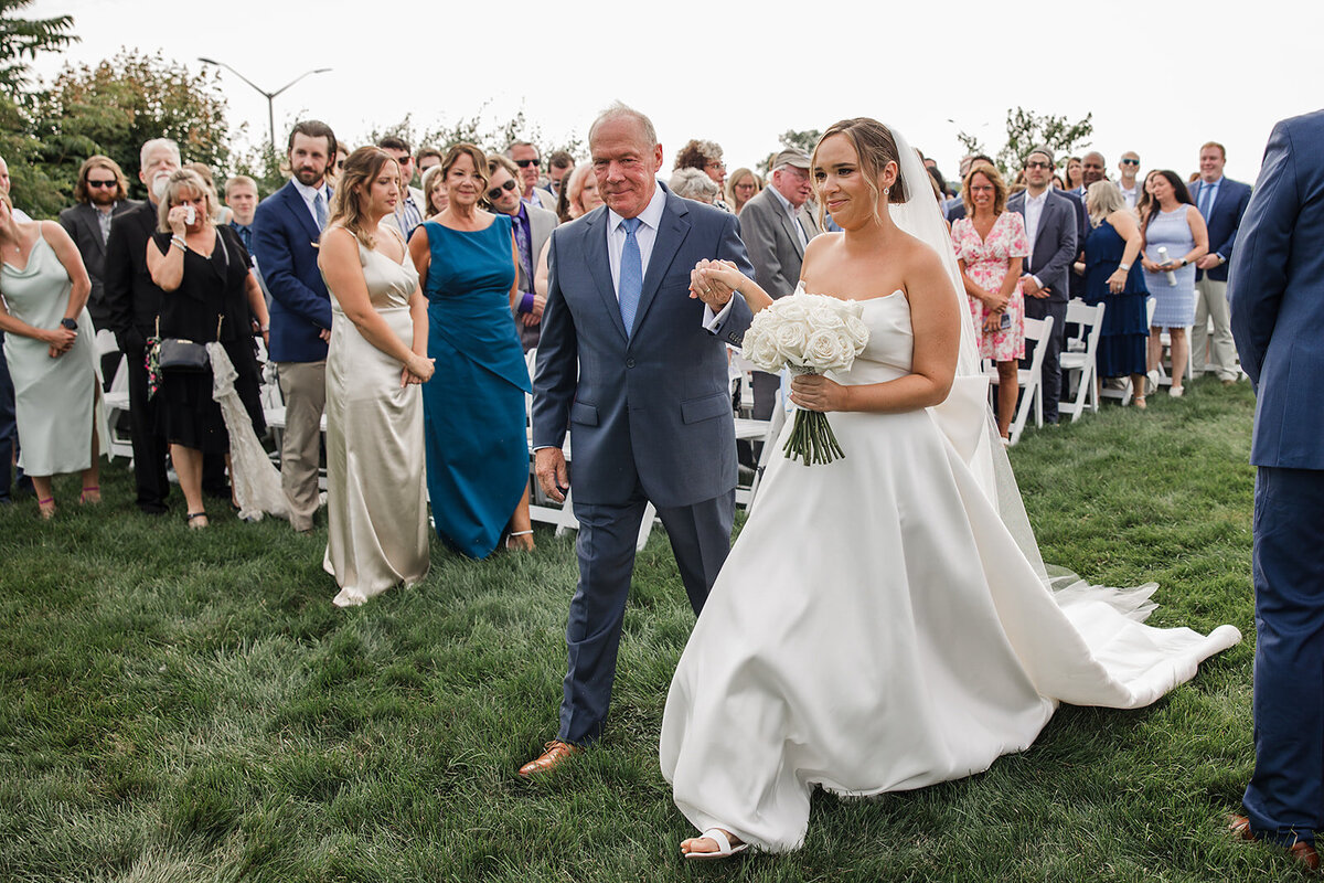bride-and-father-at-guilford-yacht-club-jen-strunk-events
