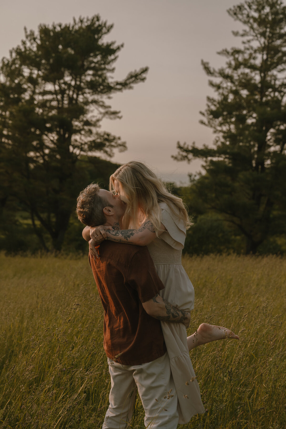 Couple- elopement-elopement photographer-adventure elopement-destination elopement photographer