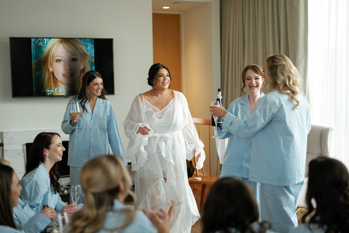 B and B Wed-1036