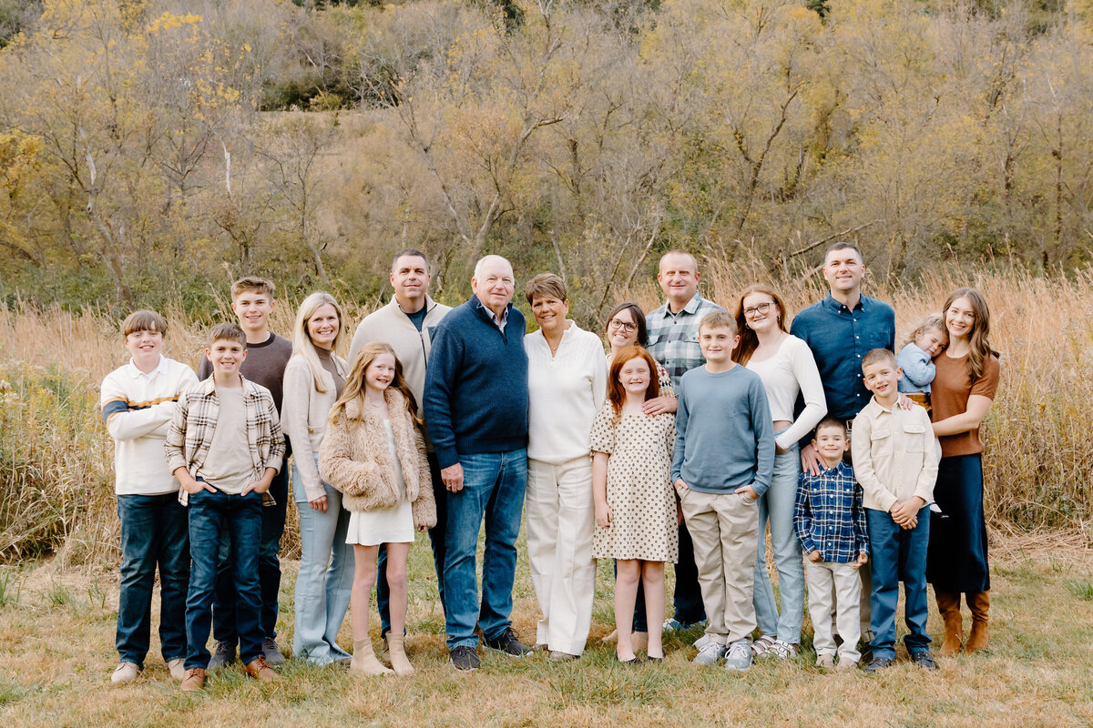 christina_ney_photography_wedding_engagement_lifestyle_photographer_dubuque_iowa_wedding_planning_assistance_adventurous_bold_laidback Family Photography30