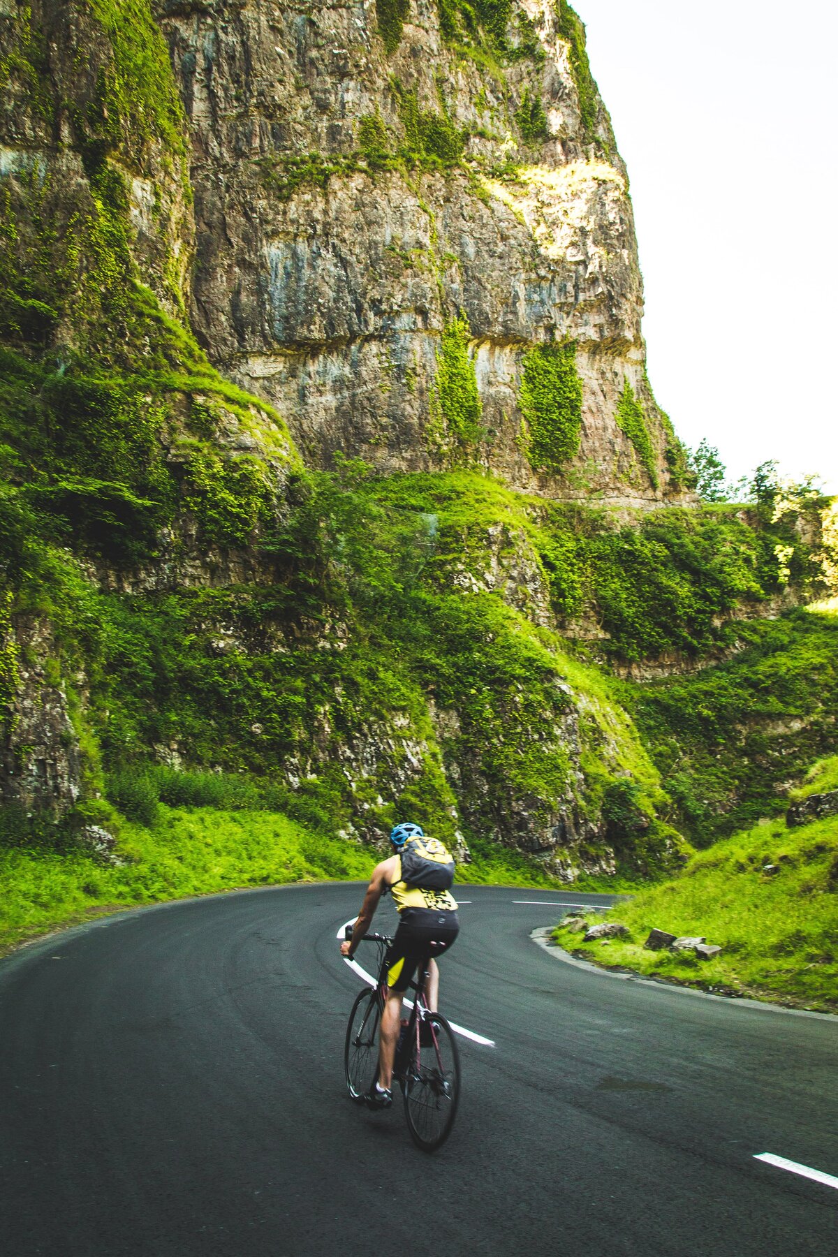 Cycler on Road