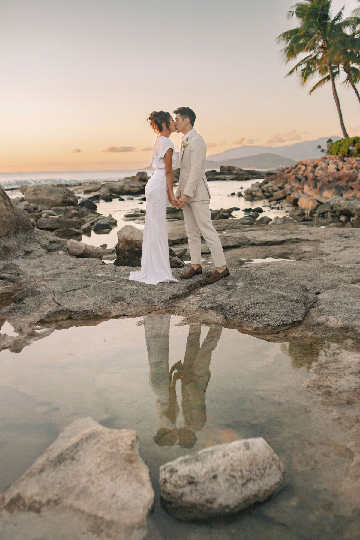 four_seasons_resort_oahu_ko_olina_wedding_picture_91