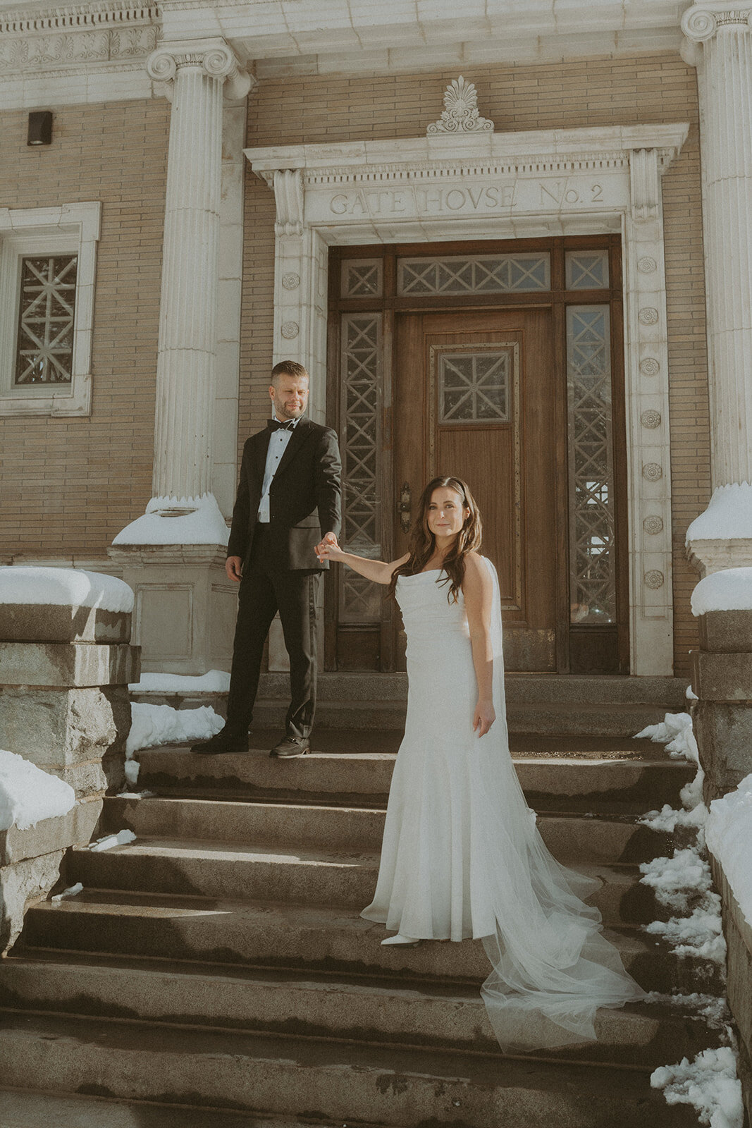 Loraleah Marie Photography | The Highland Rochester NY | Wedding | NYE WEDDING | HIGHLAND PARK | travel photographer-239