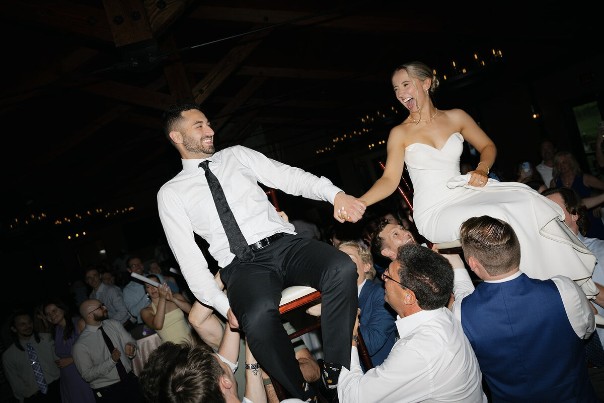 loui_photography_7_vines_winery_summer_wedding_brittney_adi-41