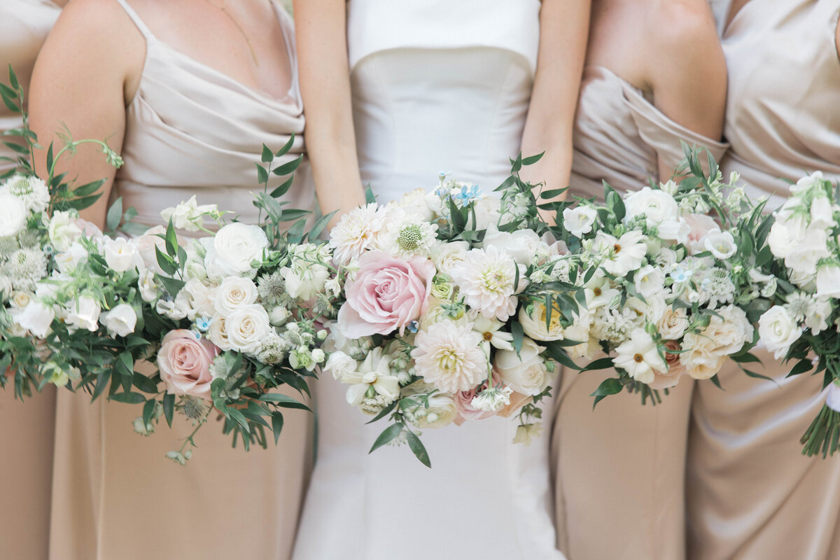 Molly Sue Photography New Jersey + East Coast Wedding Photographer Romantic Imagery Engagement Lifestyle Heirloom Wedding Albums49641
