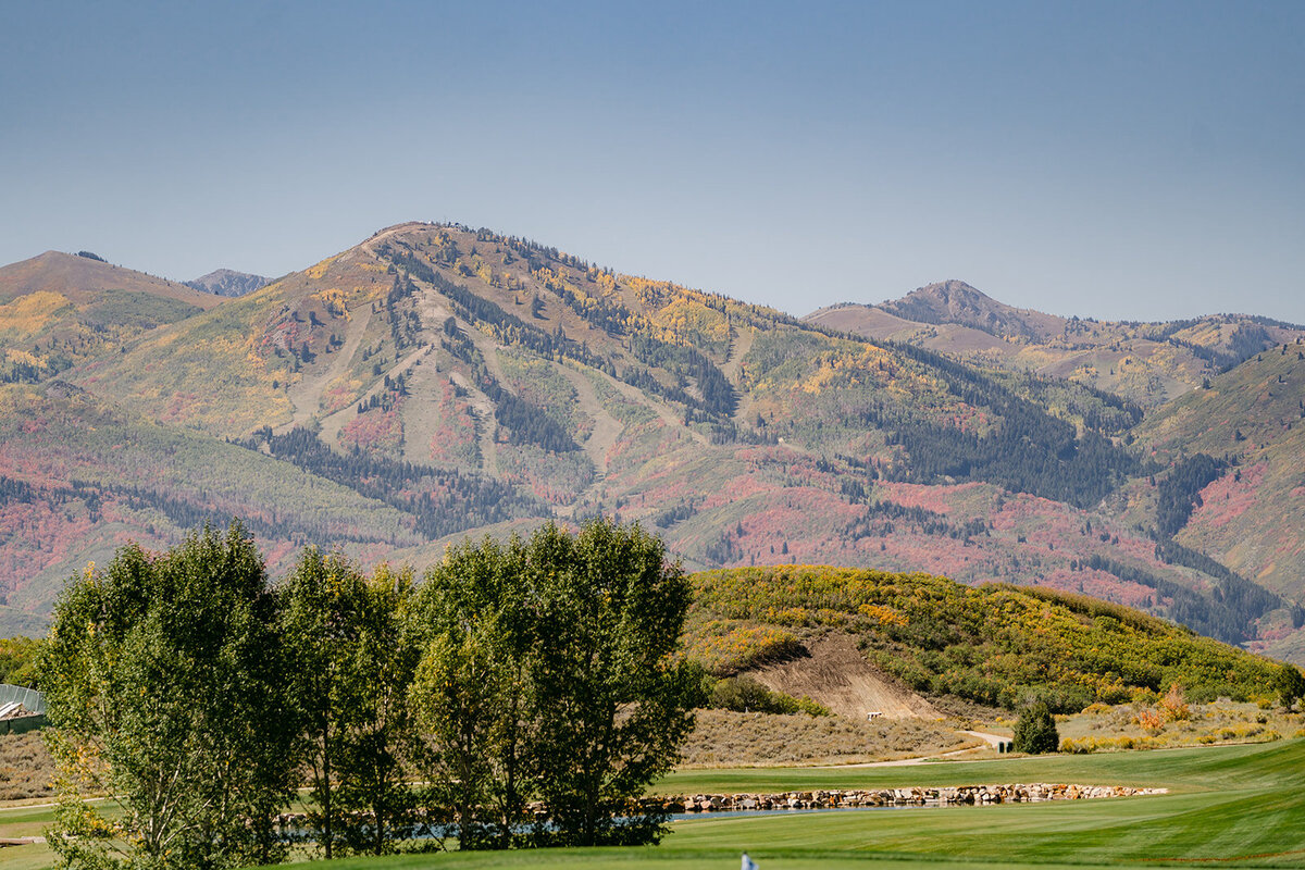 tuhaye-talisker-club-fall-golf-wedding-pepper-nix-2129-1434
