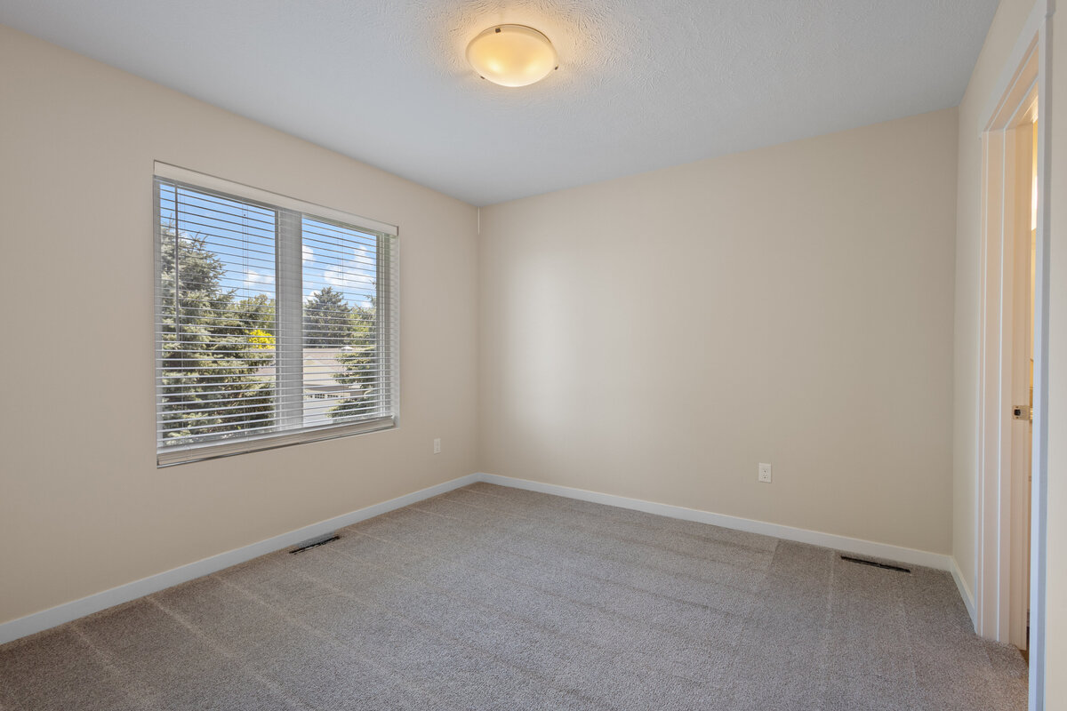 bedroom_ss_custom_homes