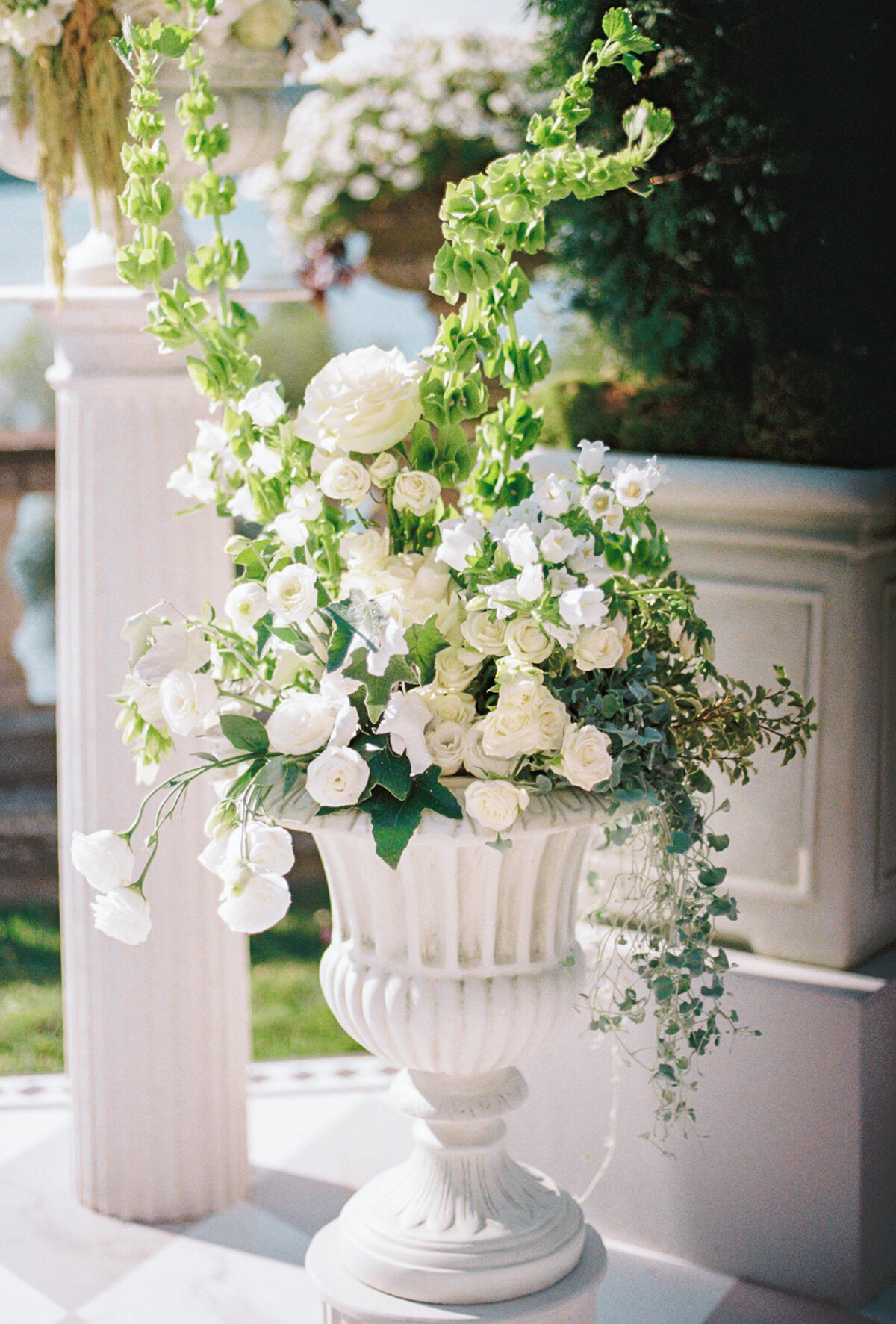 golden hour champagne ivory stone manor wedding lake geneva-117