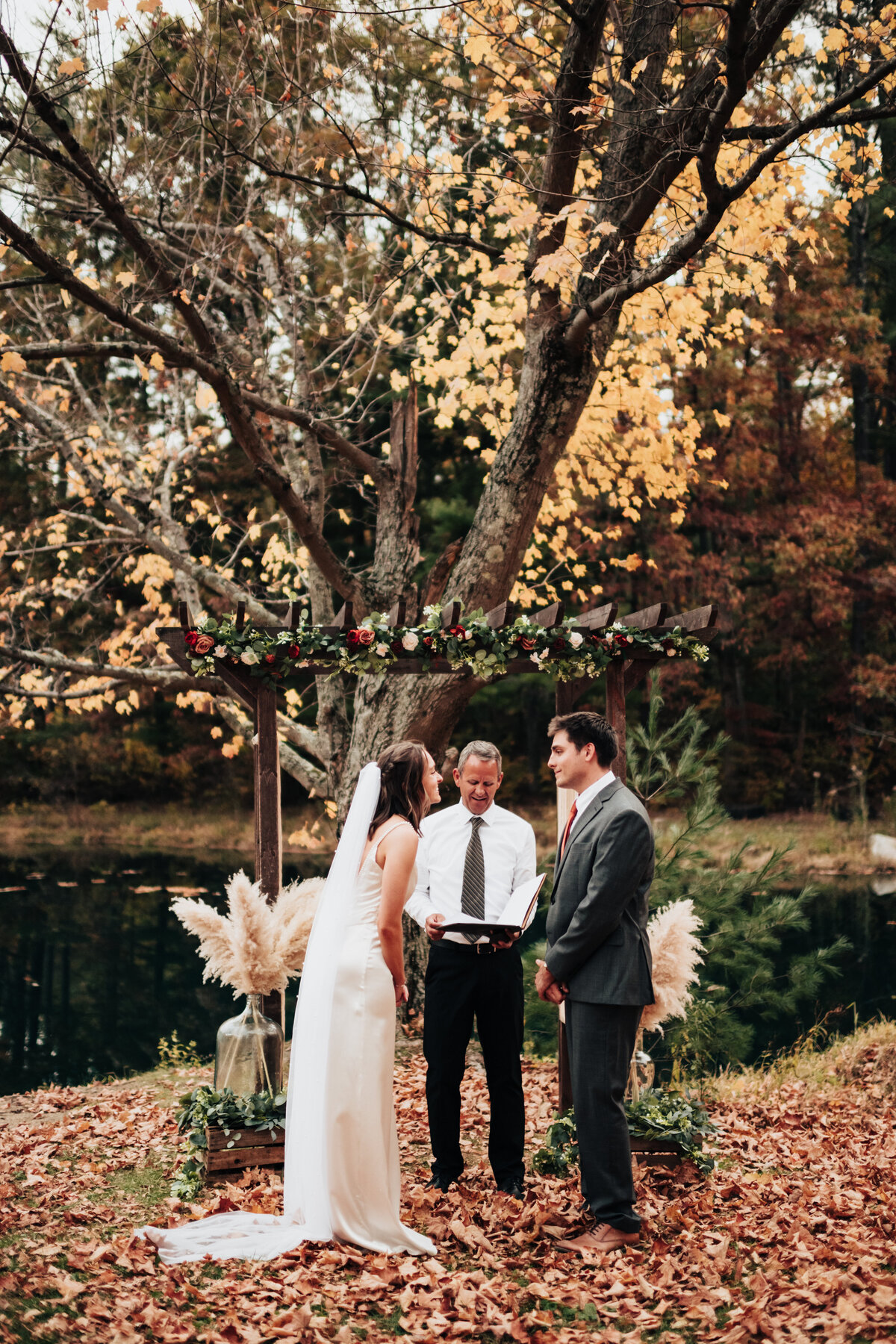Kaila and Company-rylie and riley hocking hills elopement-45