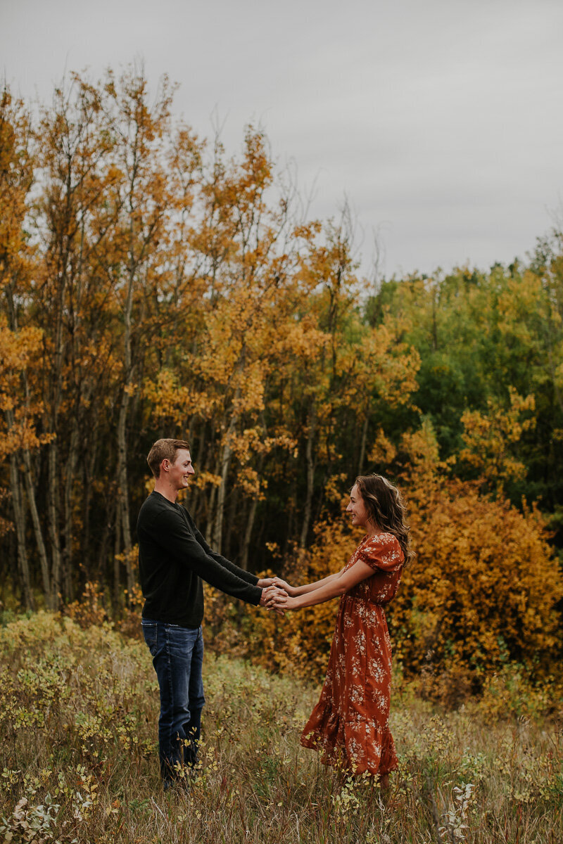 lumy+co_badlands-local-buffalo-jump-engagement-photographer-8