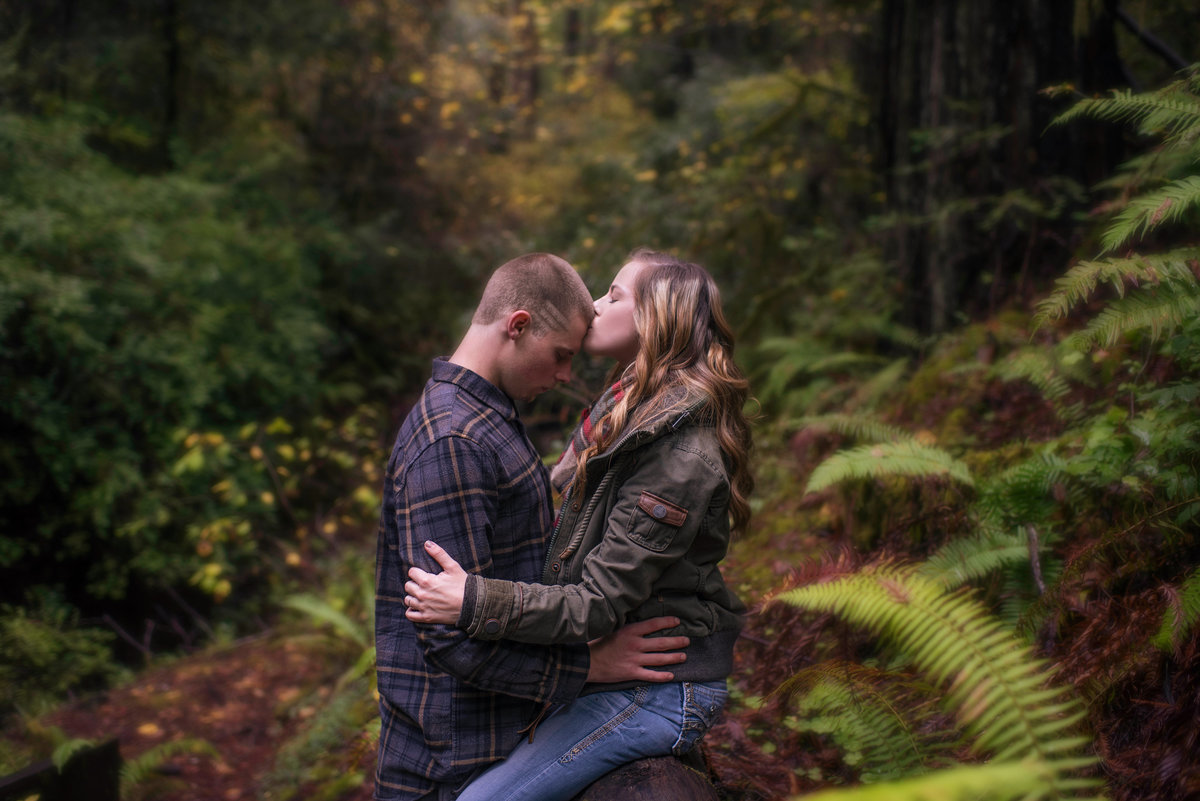 Redway-California-engagement-photographer-Parky's-Pics-Photography-Humboldt-County-redwoods-Avenue-of-the-Giants-engagement-8.jpg