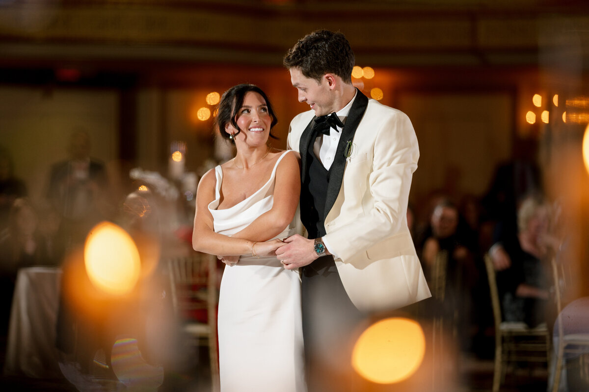 Berlez-Aspen-Avenue-Chicago-Wedding-Photographer-Palmer-House-Celebrate-Planning-Yanni-Design-Dimitra-Shannon-O'Brien-Magazine-Editorial-269