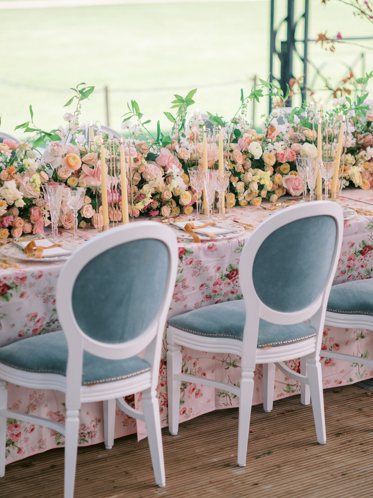 wedding table design at blenheim palace
