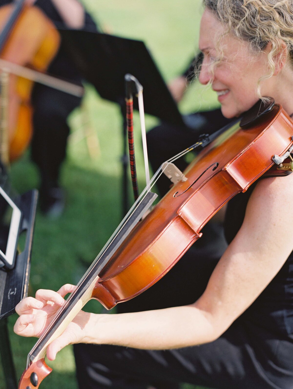 Danielle-Defayette-Photography-River-Farm-Wedding-649