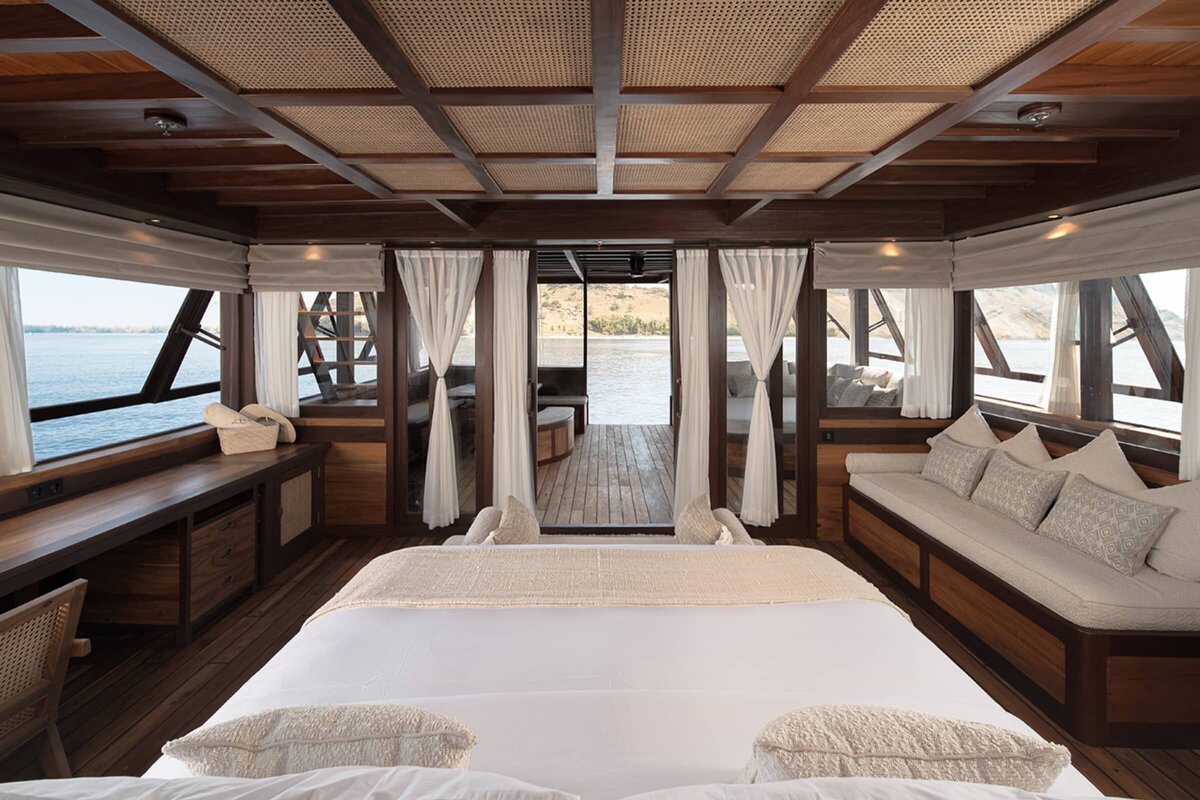Sanya Luxury Yacht Charter Raja Ampat Master Cabin 3