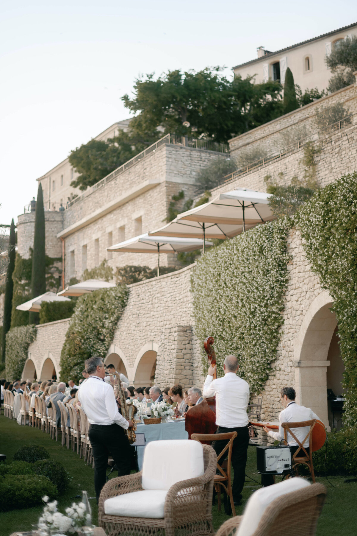 Wedding-Bastide-de-Gordes-Provence-florist55