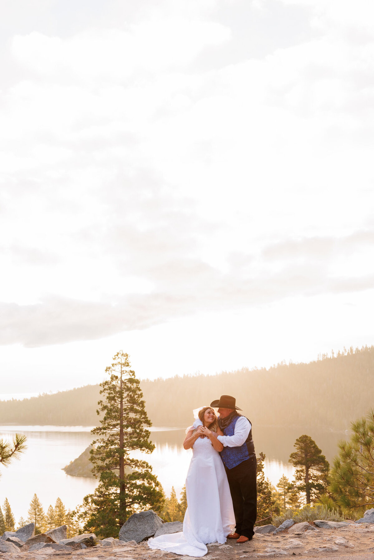 Paula and Kevin-Wedding-Lake Tahoe-Tahoe Wedding Photographer-Wedding Photographer-Emily Pillon Photography-FS-090323-2