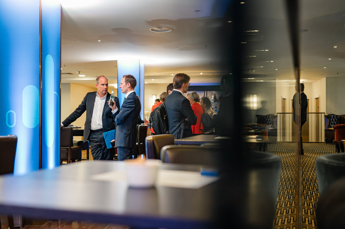 banking-conference-speaker-onstage-press-release-london-marc-james-photography-24