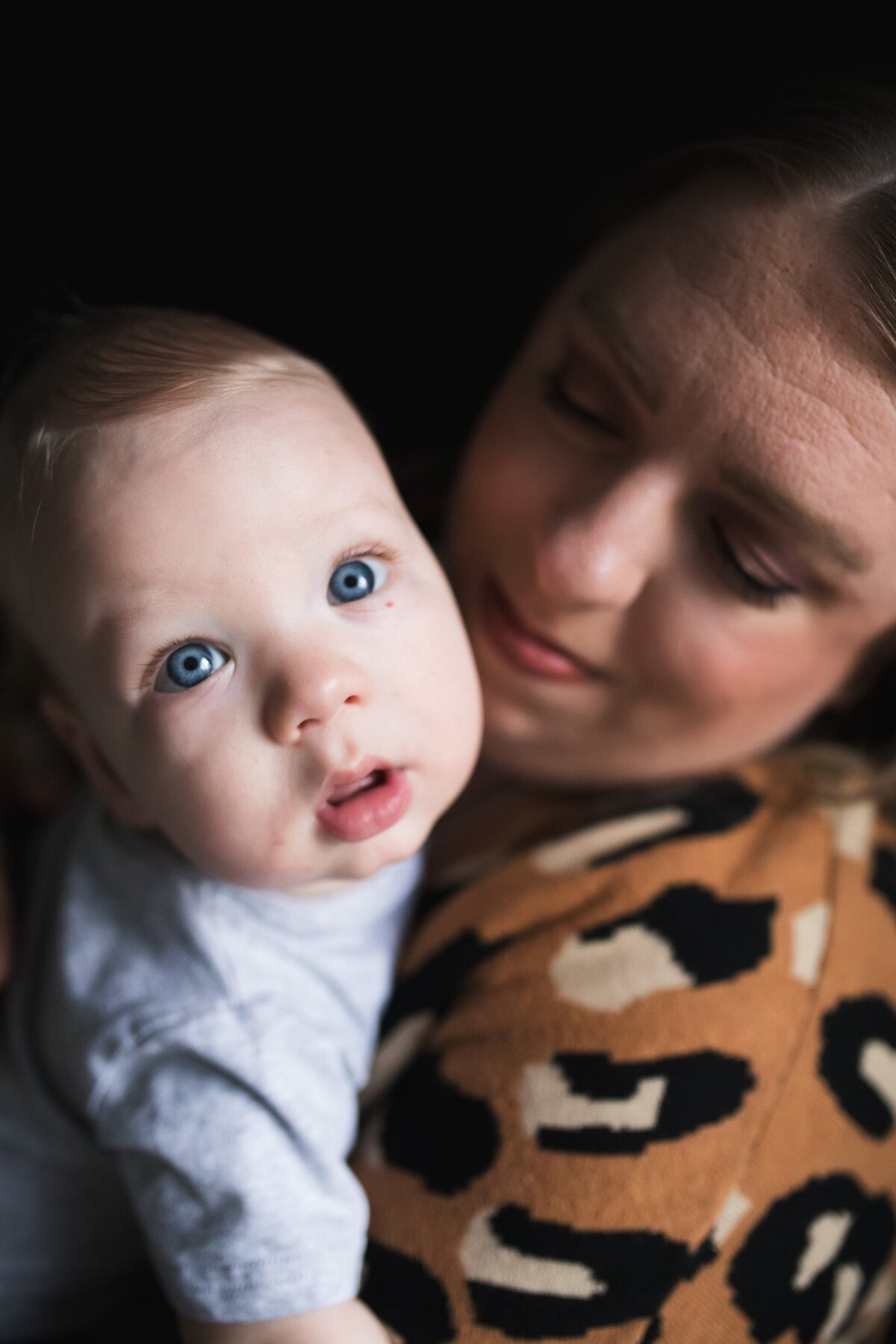 seattle_family_photographer_newborn_baby_in_home_1145