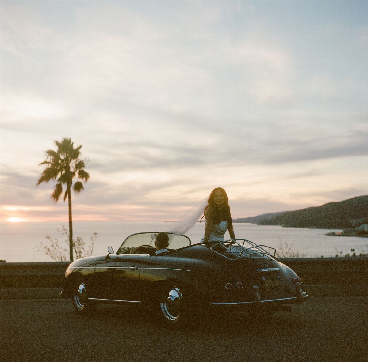 los-angeles-vintage-car-couple-hanna-walkowaik-0464_websize