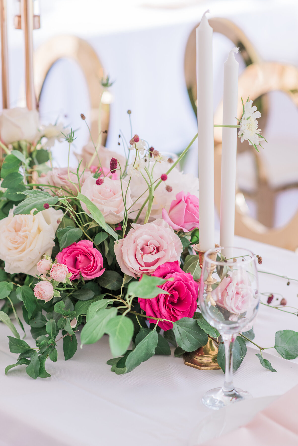 tented-backyard-estate-wedding-ottawa-lush-florals-pink-wedding-photography by emma-getting-ready-decor3