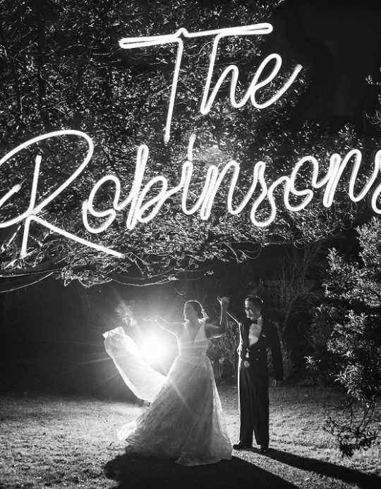 custom-neon-surname-sign-for-wedding-newcastle-north-east