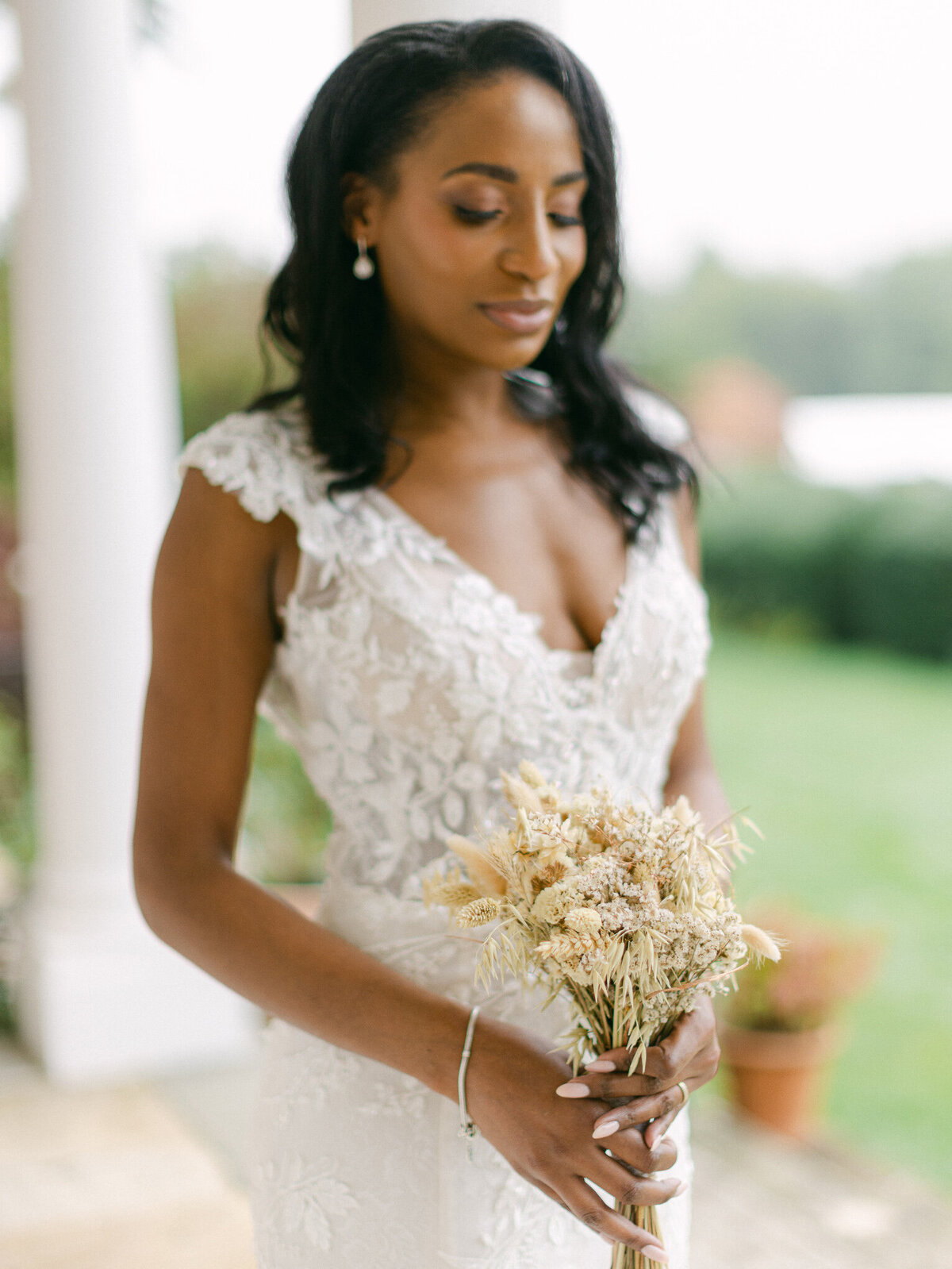 Kayla Stoate Photography Ardington House Wedding Editorial Bridal Couple Oxford _92A7115