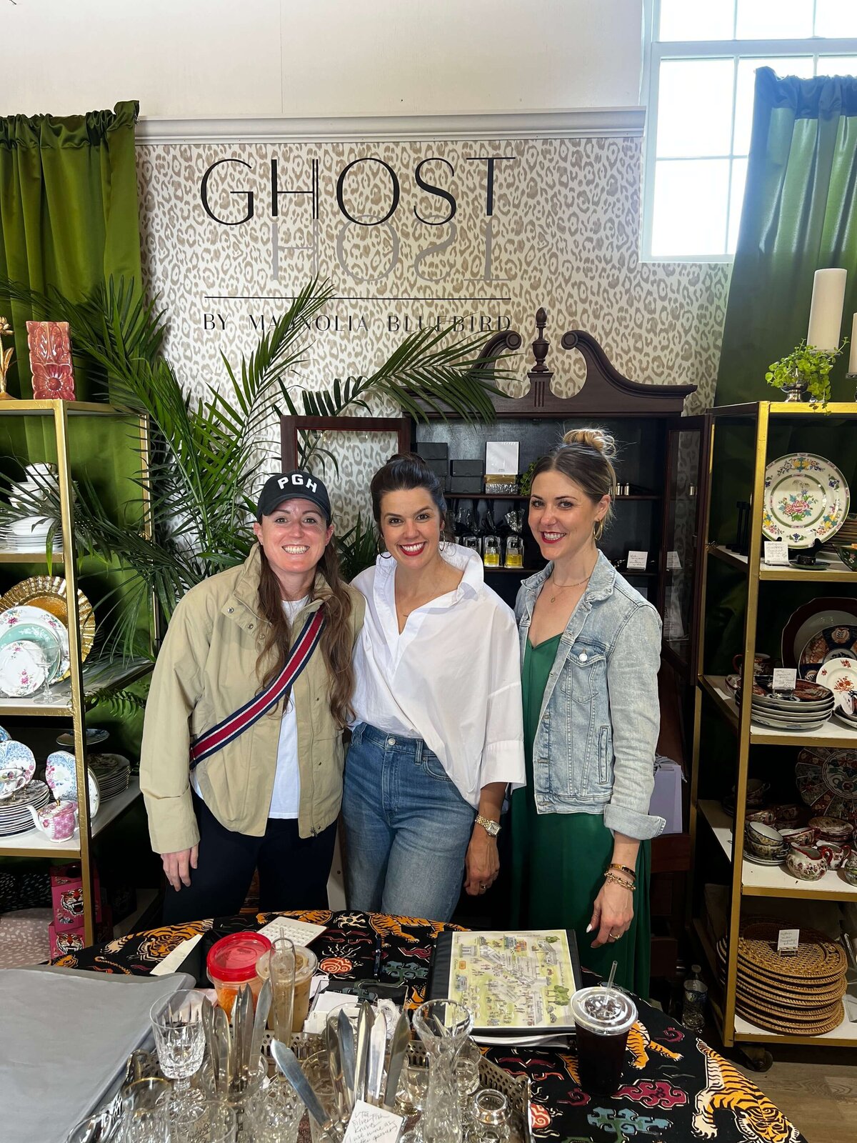 Old-Line-Markt-Poolesville-Maryland-Aix-La-Chapelle-Danielle-Couick-Ghost-Host-Magnolia-Bluebird71