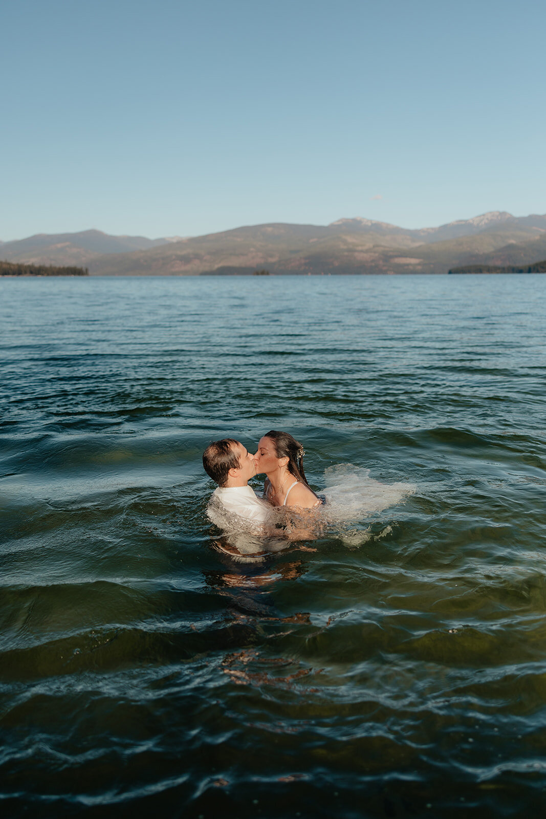 priest lake wedding